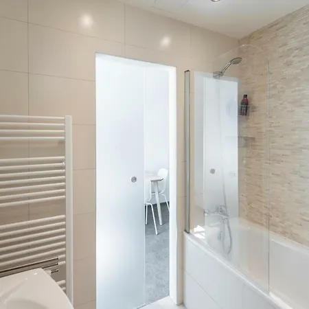 Slavikova 11 Apartment *